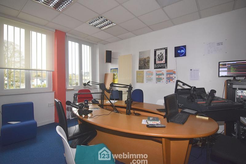 Immeuble - 285 m² - 12 pièces