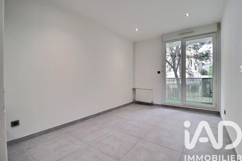 Appartement - 102 m² - 5 pièces