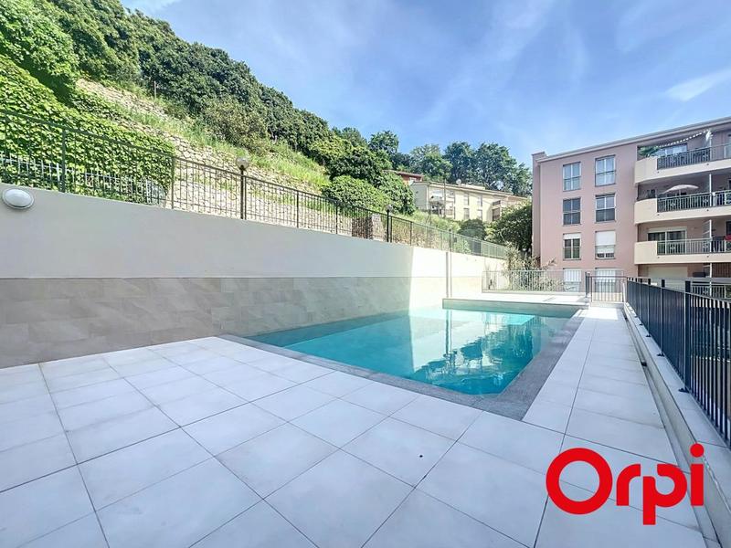 Studio - 17 m² - 1 pièce