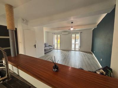 Appartement - 82 m² - 3 pièces