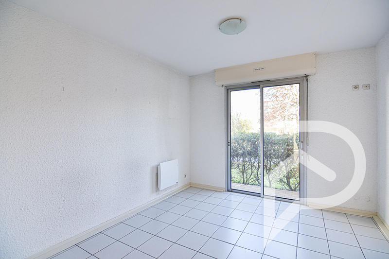 Local commercial - 135 m² - 1 pièce