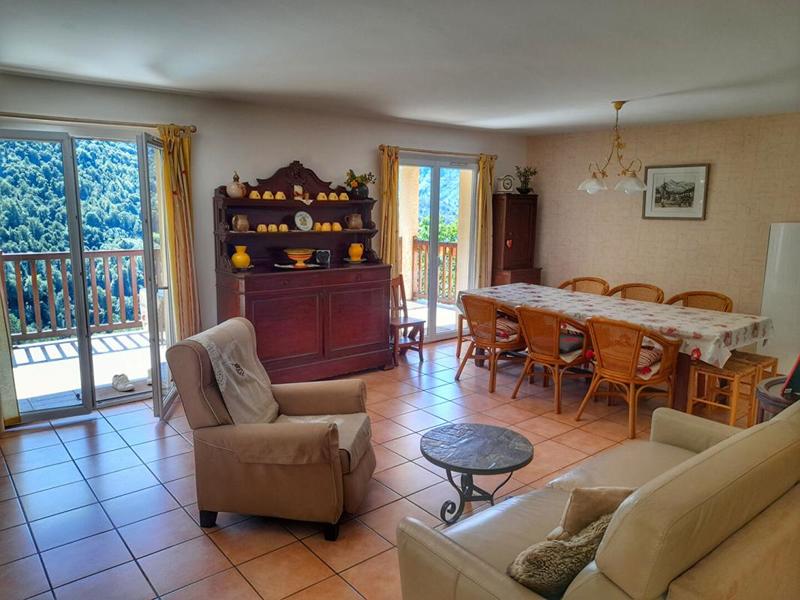 Maison - 148 m² - 6 pièces
