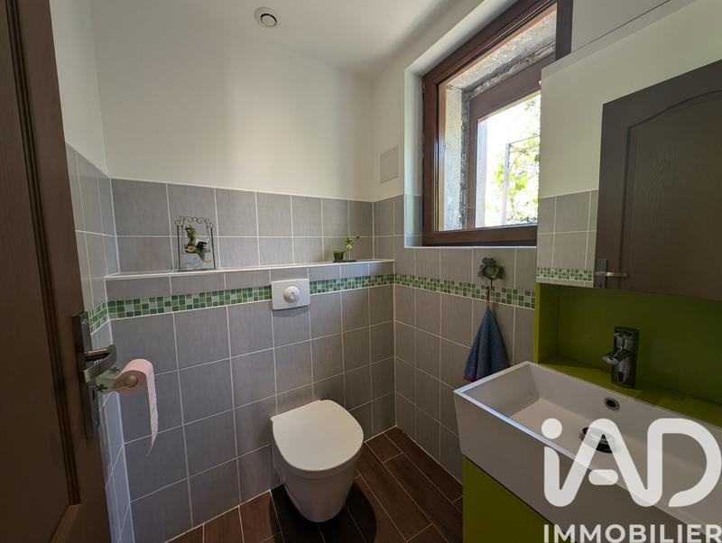 Maison - 180 m² - 5 pièces