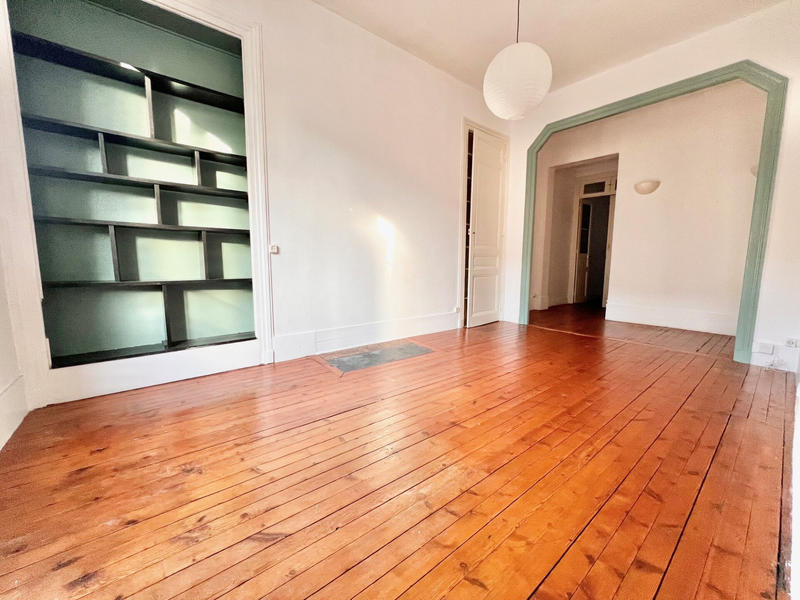 Appartement - 60 m² - 2 pièces