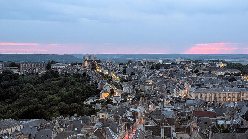Montée tour en soirée dans la cathédrale de Laon !