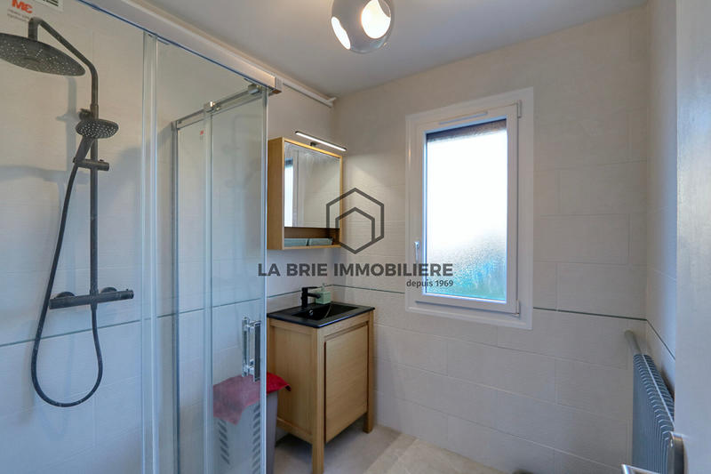 Maison - 128 m² - 7 pièces