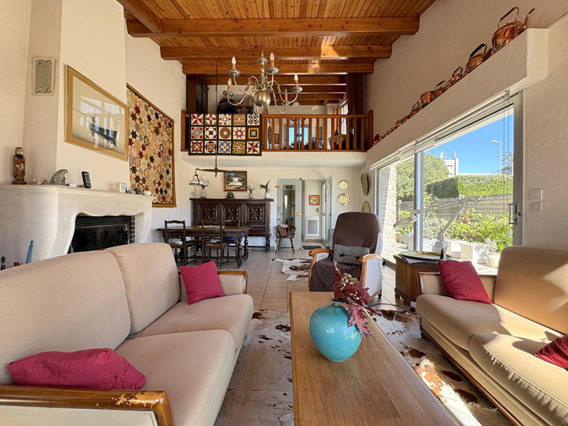 Maison - 160 m² - 7 pièces