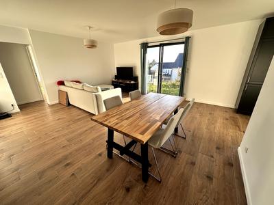 Maison - 77 m² - 4 pièces