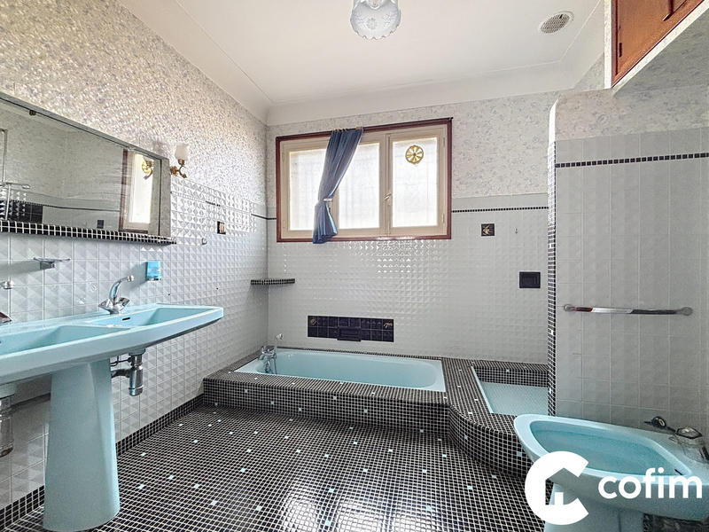 Maison - 95 m² - 3 pièces