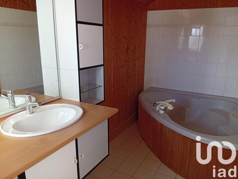 Maison - 180 m² - 7 pièces