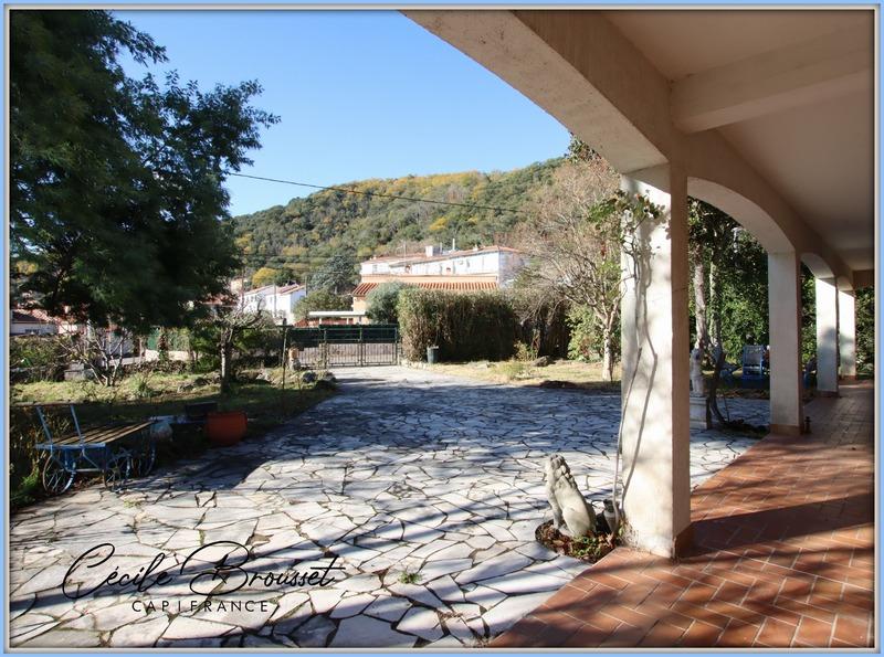 Maison - 210 m² - 7 pièces