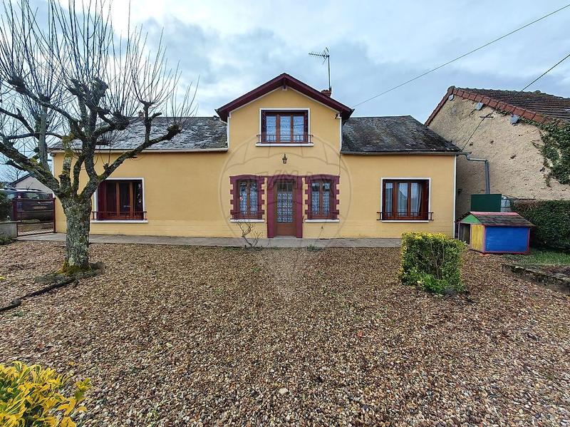 Maison - 169 m² - 8 pièces