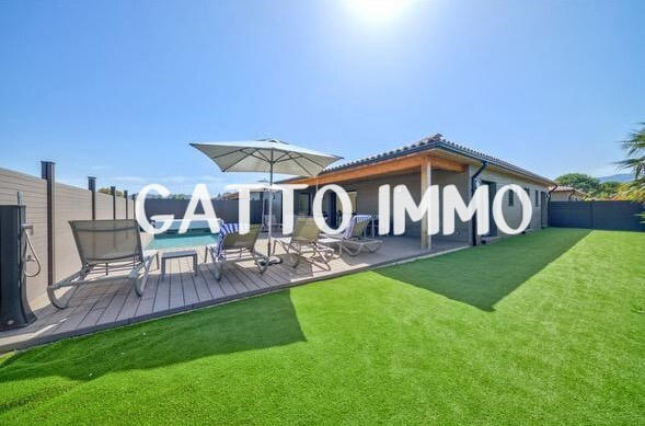 Villa - 114 m² - 4 pièces