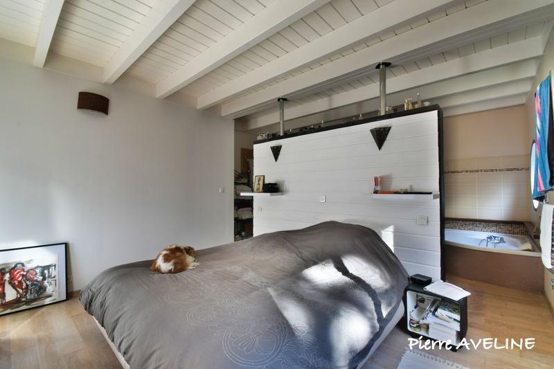 Maison - 276 m² - 7 pièces