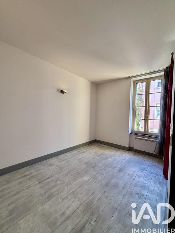 Appartement - 80 m² - 4 pièces