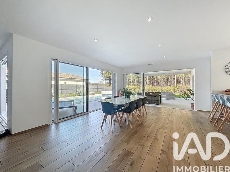 Maison - 163 m² - 6 pièces