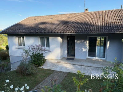 Maison - 127 m² - 6 pièces