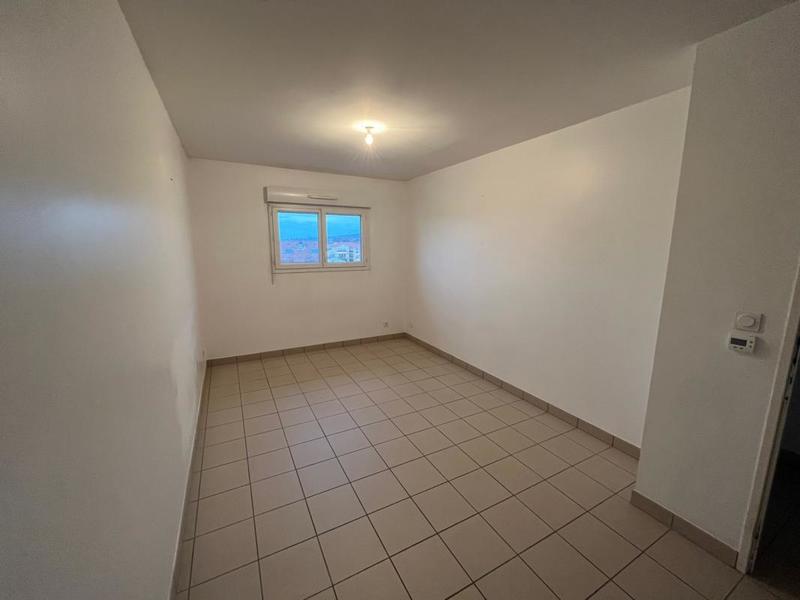 Duplex - 77 m² - 3 pièces