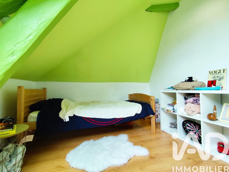 Maison - 230 m² - 8 pièces