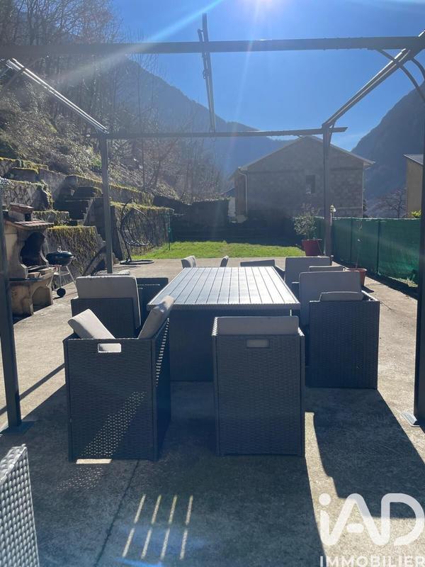 Maison - 103 m² - 4 pièces