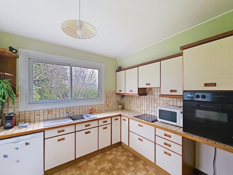 Maison - 139 m² - 7 pièces