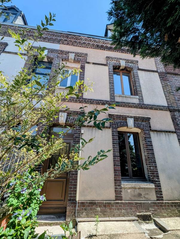 Maison - 116 m² - 8 pièces