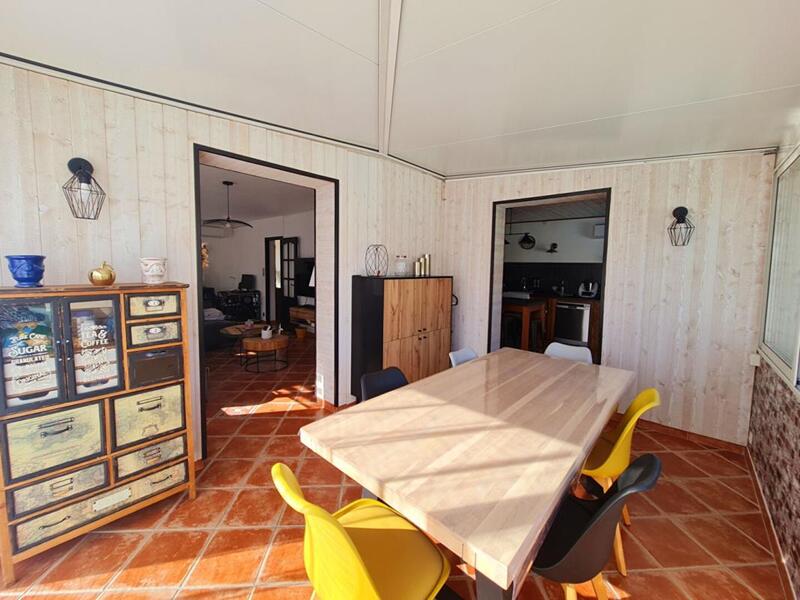 Villa - 122 m² - 5 pièces