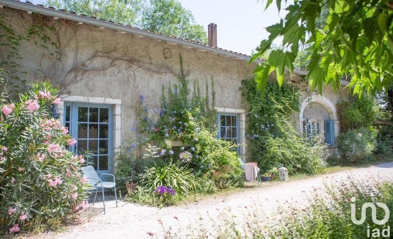 Local commercial - 165 000 m²