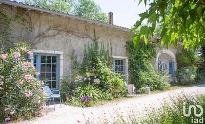 Local commercial - 165 000 m²