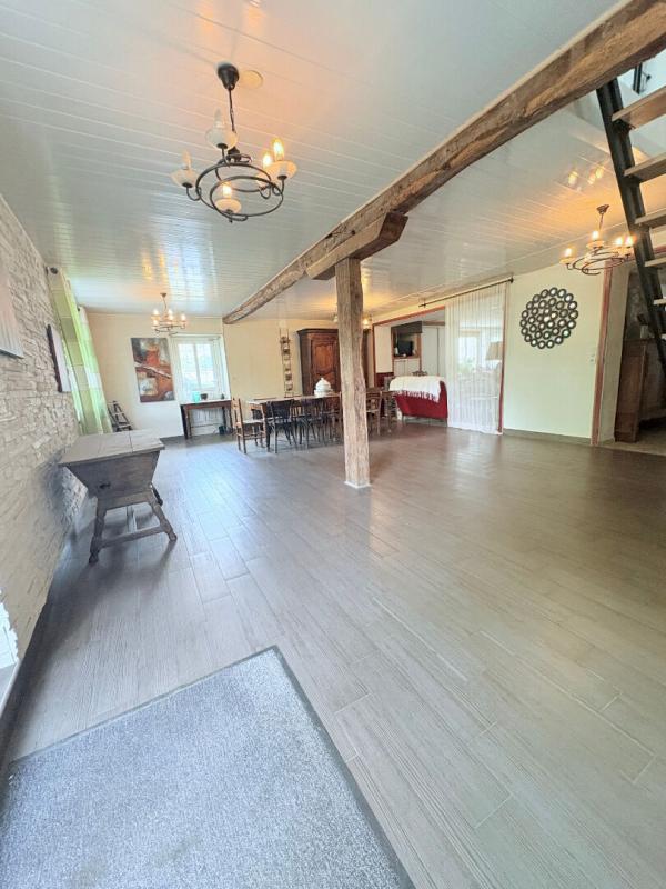 Maison de village - 236 m² - 5 pièces