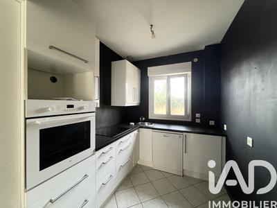 Maison - 97 m² - 5 pièces