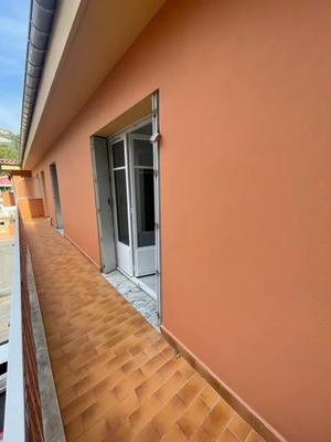 Appartement - 75 m² - 3 pièces