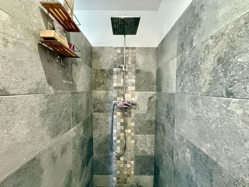 Maison - 80 m² - 6 pièces