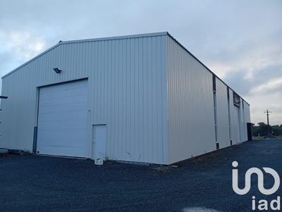 Maison - 600 m² - 4 pièces