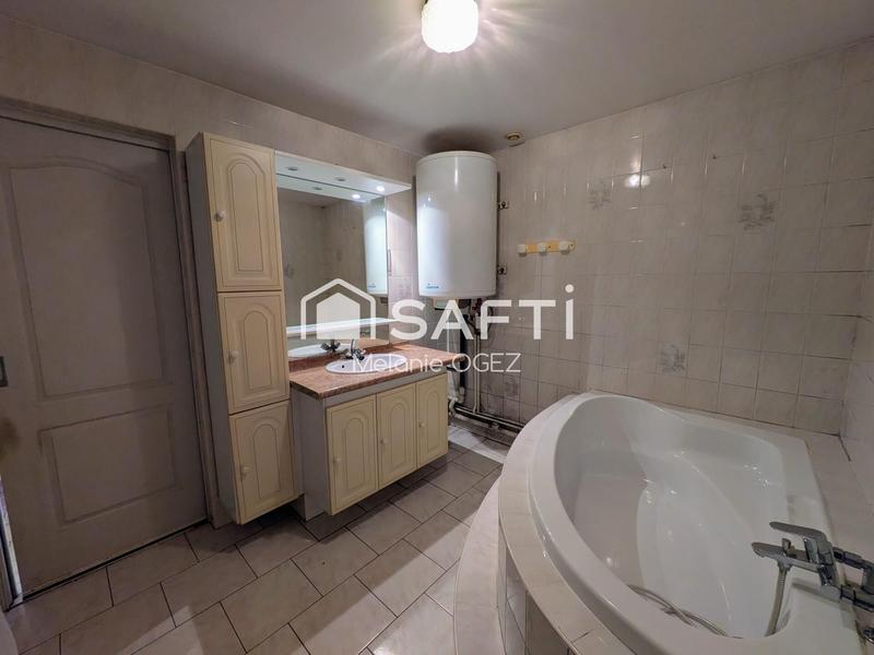 Maison - 96 m² - 5 pièces