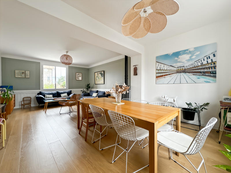 Maison - 172 m² - 8 pièces