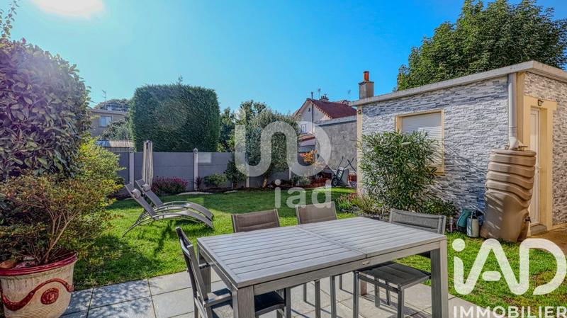 Maison - 111 m² - 6 pièces