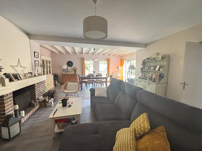 Maison - 212 m² - 6 pièces