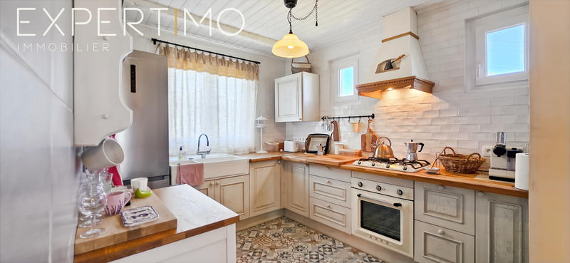 Maison - 110 m² - 6 pièces