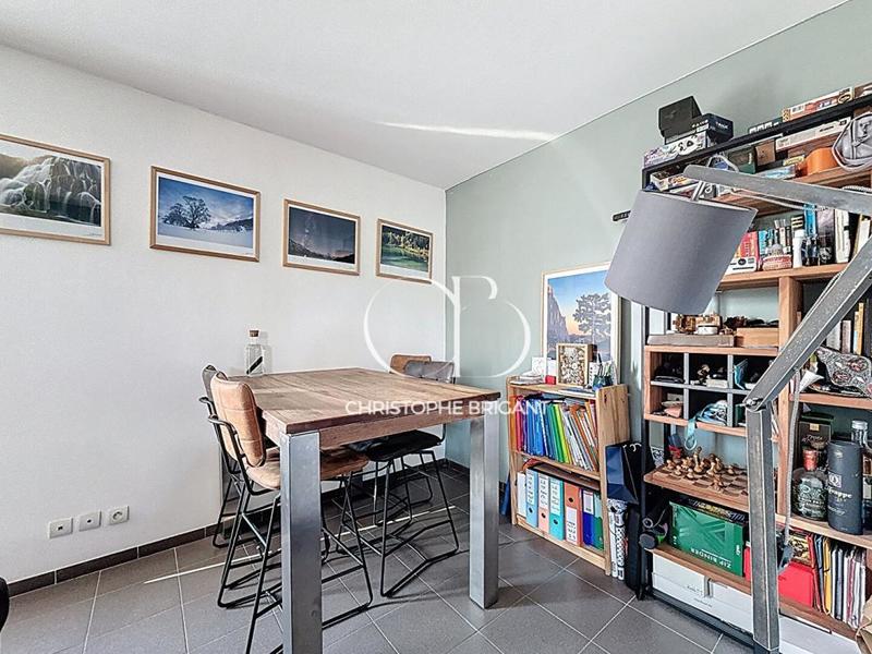 Appartement - 61 m² - 2 pièces