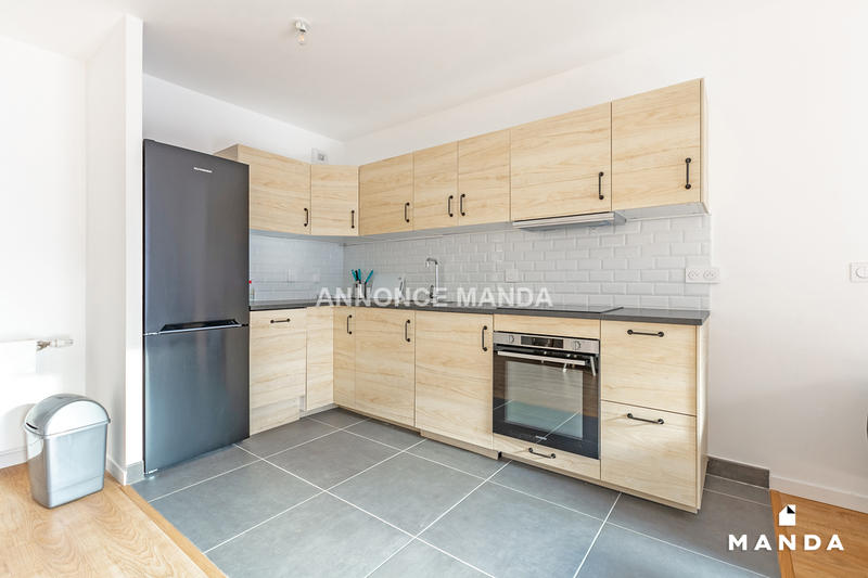 Appartement - 65 m² - 3 pièces