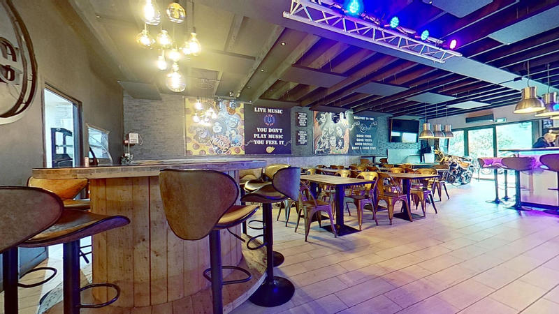 Fonds de commerce - 200 m²