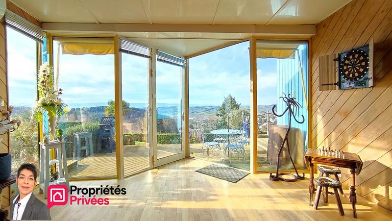 Maison - 185 m² - 7 pièces