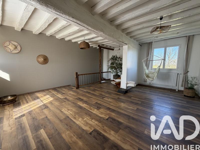 Maison - 250 m² - 8 pièces
