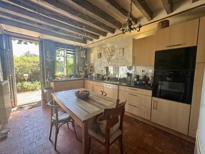 Maison - 140 m² - 5 pièces