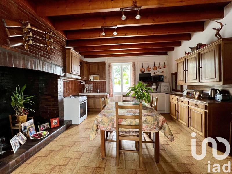 Maison - 224 m² - 10 pièces