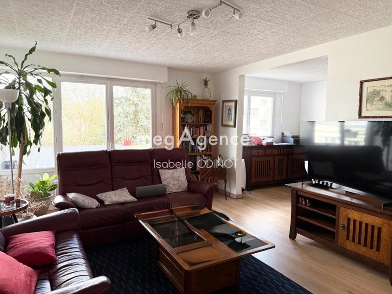 Appartement - 79 m² - 4 pièces