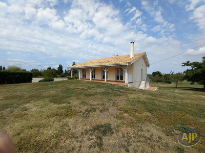 Maison - 94 m² - 4 pièces