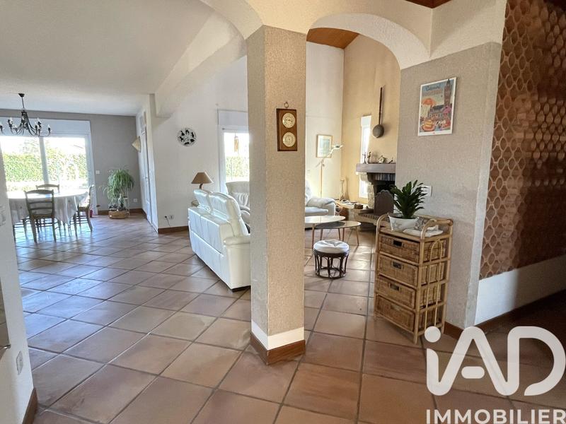 Maison de maîtres - 217 m² - 8 pièces