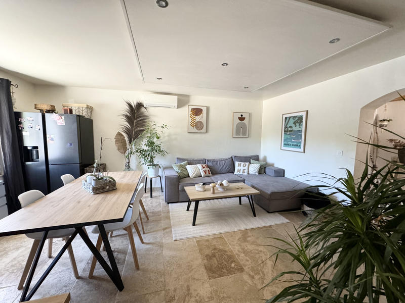 Villa - 270 m² - 10 pièces